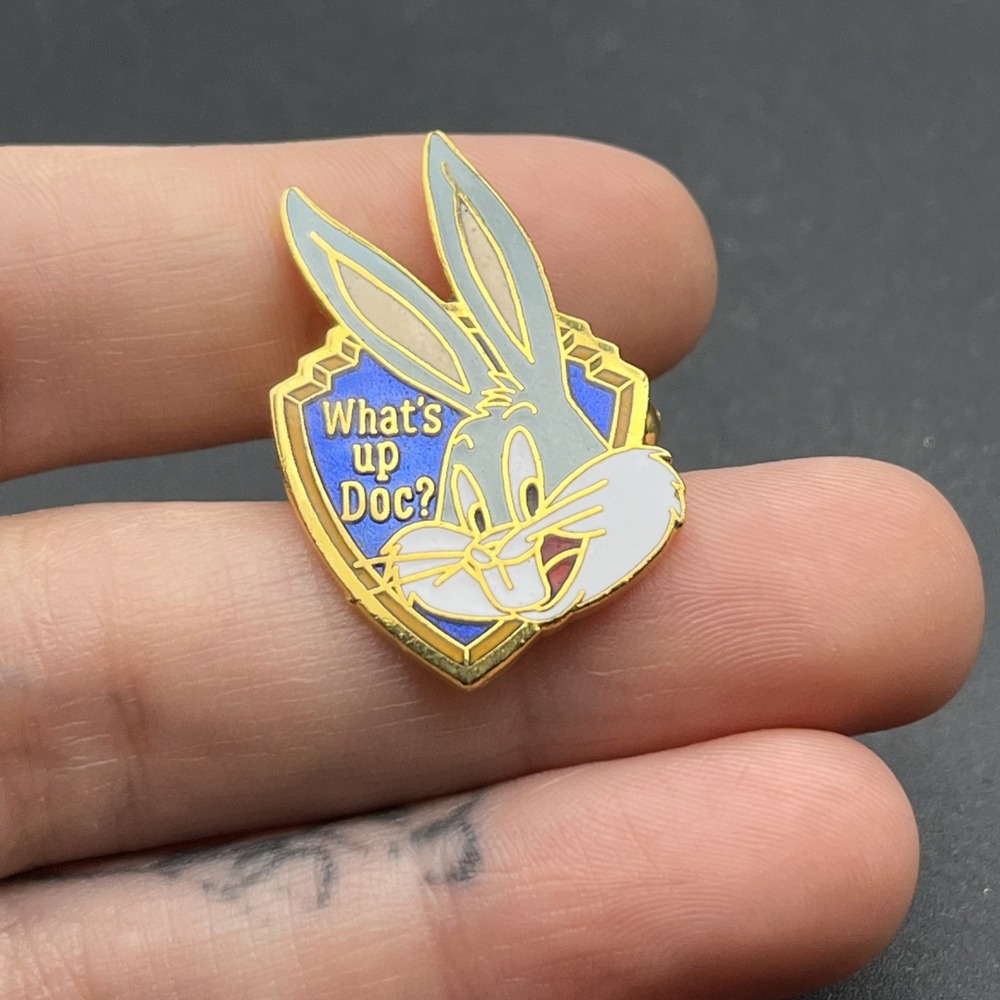 Warner Bros Looney Tunes Bugs Bunny What’s Up Doc Lapel Hat Pin
